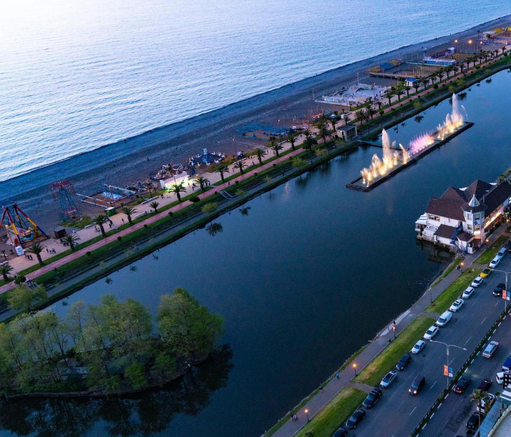 Seaside Resort In New Orbi Twins Μπατούμι Εξωτερικό φωτογραφία
