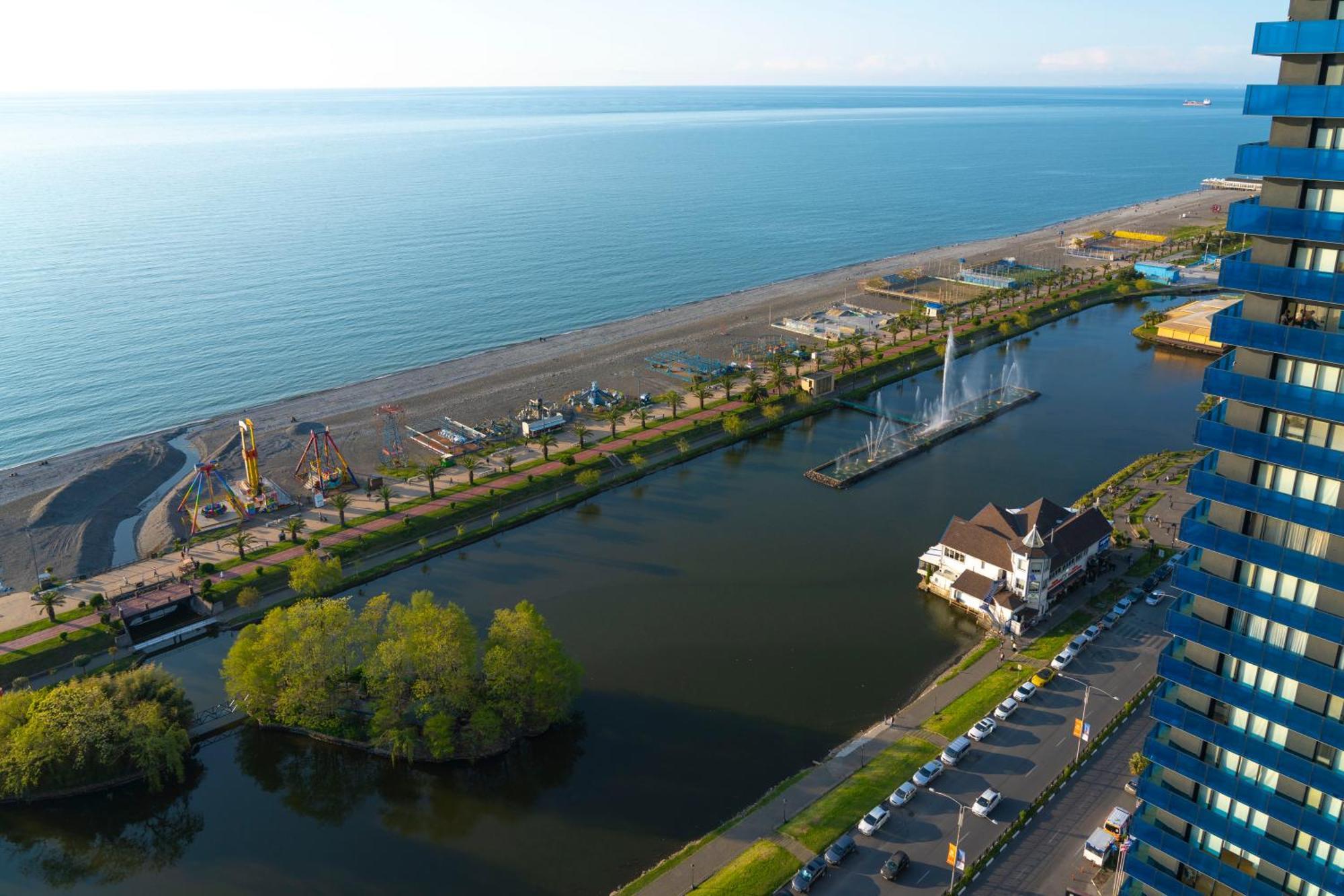 Seaside Resort In New Orbi Twins Μπατούμι Εξωτερικό φωτογραφία