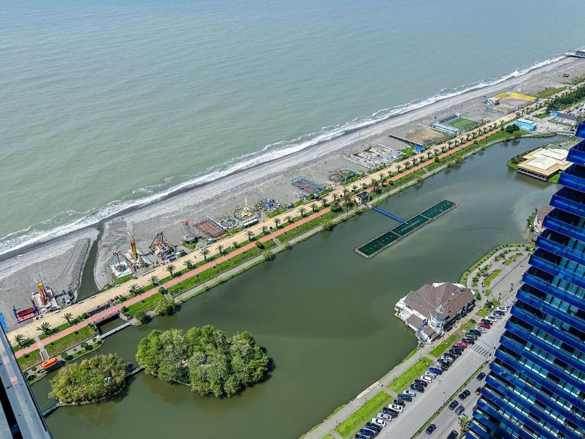 Seaside Resort In New Orbi Twins Μπατούμι Εξωτερικό φωτογραφία