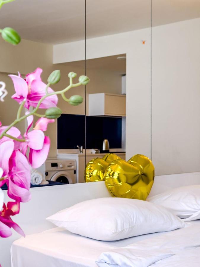Seaside Resort In New Orbi Twins Μπατούμι Εξωτερικό φωτογραφία